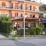 Chrismare Hotel 4*