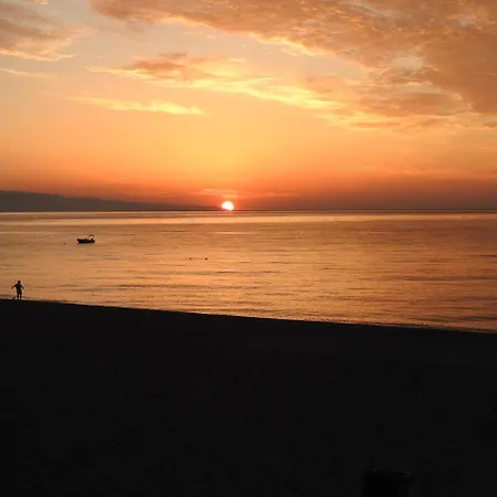 Chrismare Hotel 4*