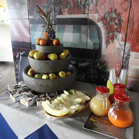 Chrismare Hotel Mazzeo