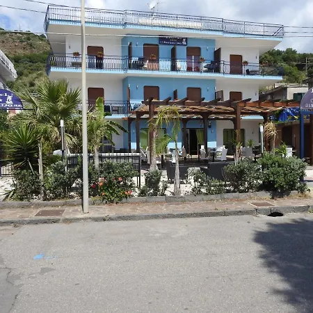 Chrismare Hotel 4*